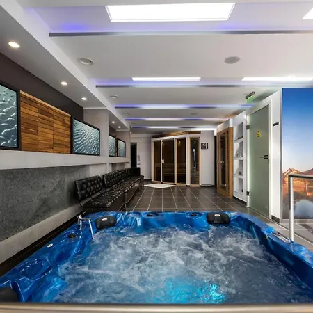 Angelo Hotel 4*