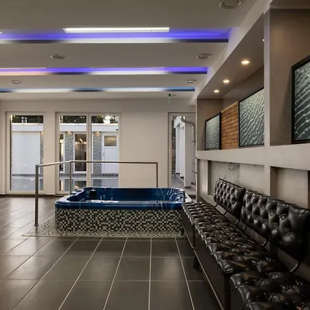 Angelo Hotel 4*